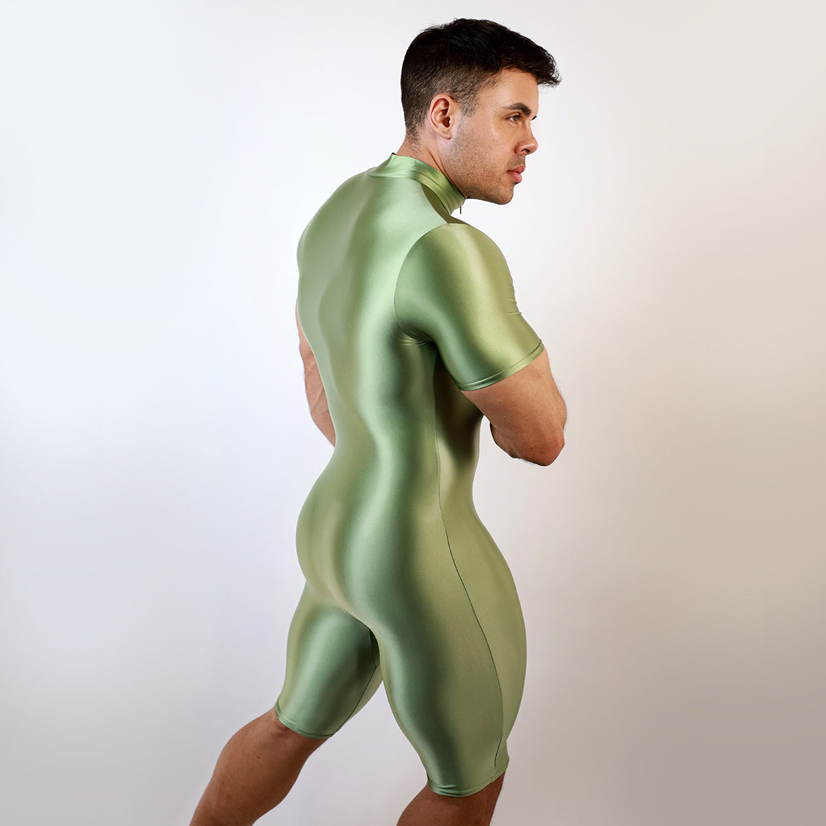 ARES SHORT BODY