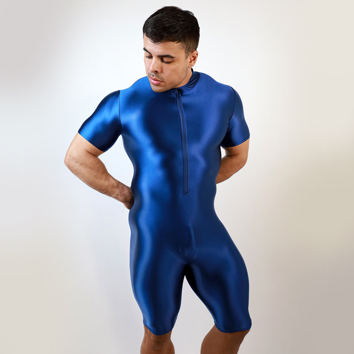 ARES SHORT BODY